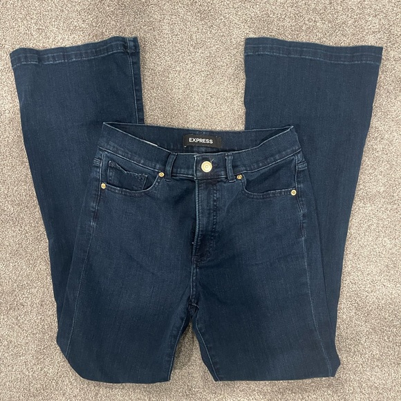 Express Slim Flare Highrise Size-8 - Picture 1 of 3